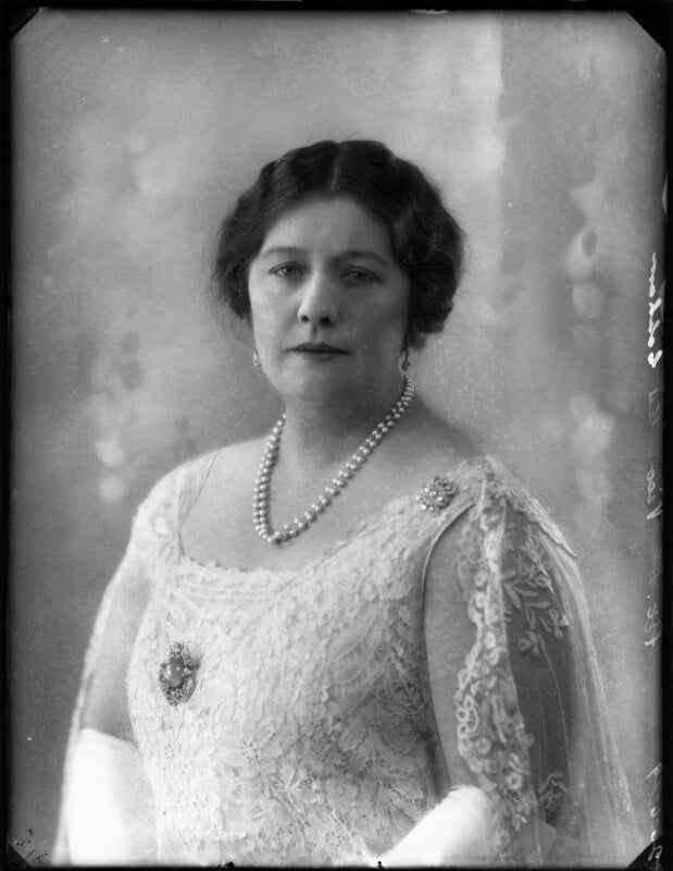 Violet yolande lyttelton (née leonard), viscountess cobham npg x124641