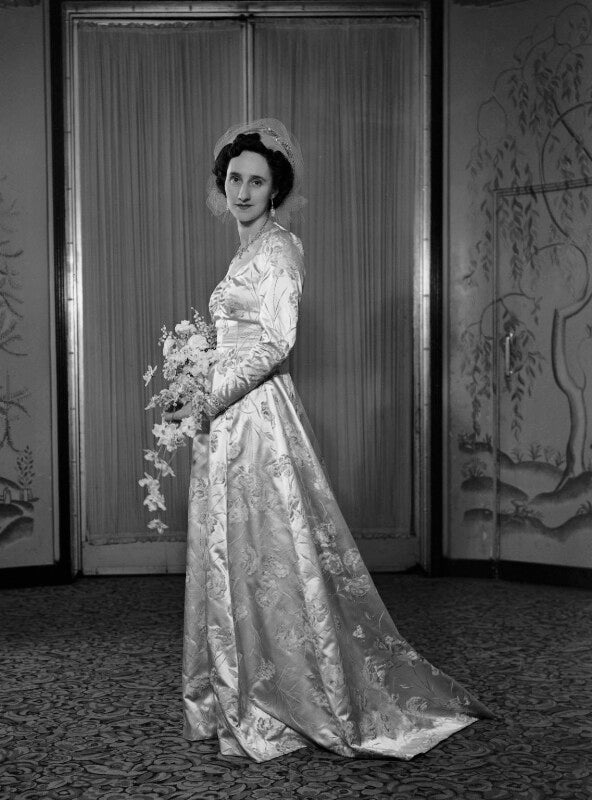 Esmé ethel alice (née d'beaumont), lady cornwallis npg x71444