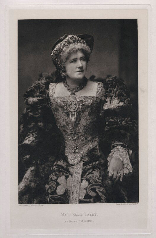 Ellen terry as queen katherine in 'henry viii' npg x26817