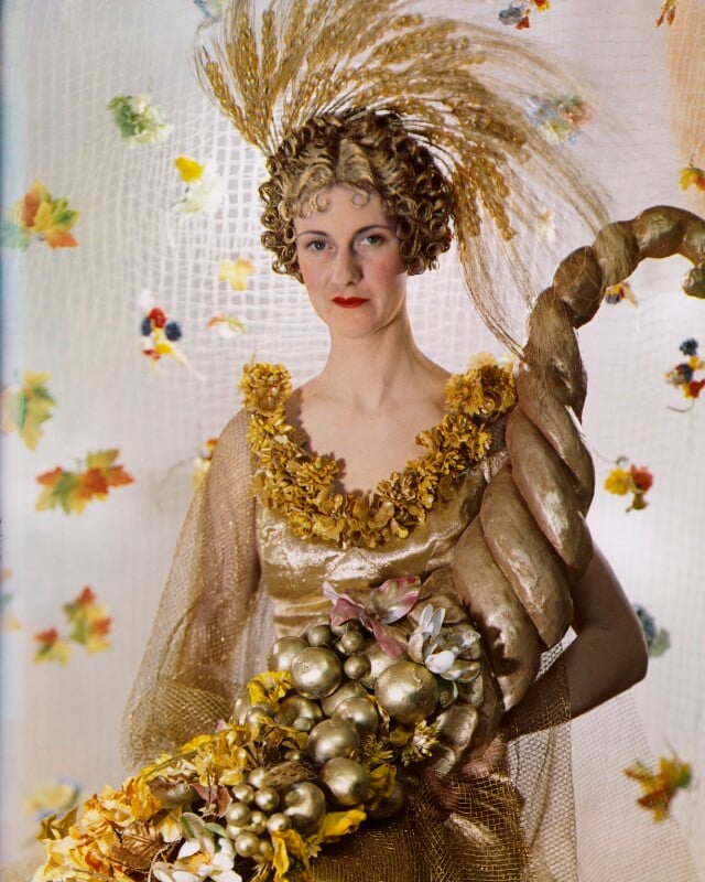 Dorothy etta warrender (née rawson), lady bruntisfield as ceres npg x220022