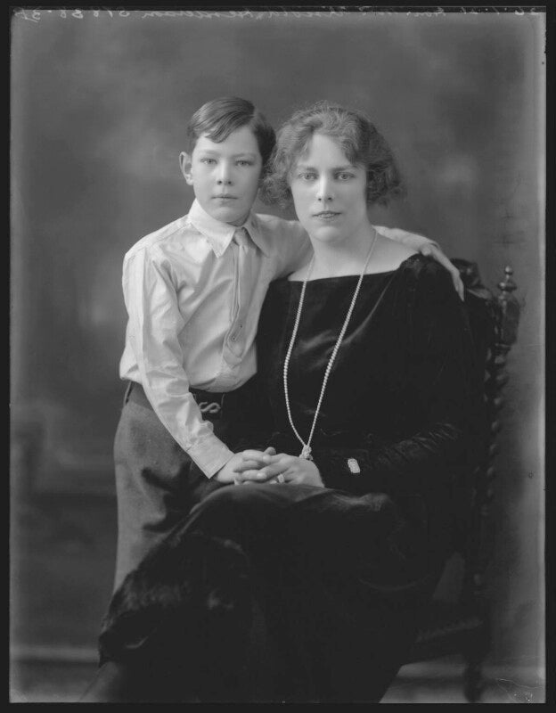 Roger arnold henderson; helen madeline henderson (née gordon) npg x36649