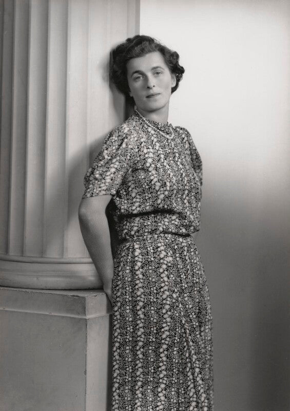 Pamela yolanda cholnley (née darley) npg x97302