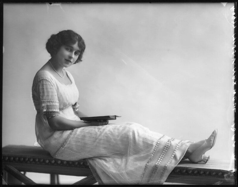 Vivien maxwell npg x101750