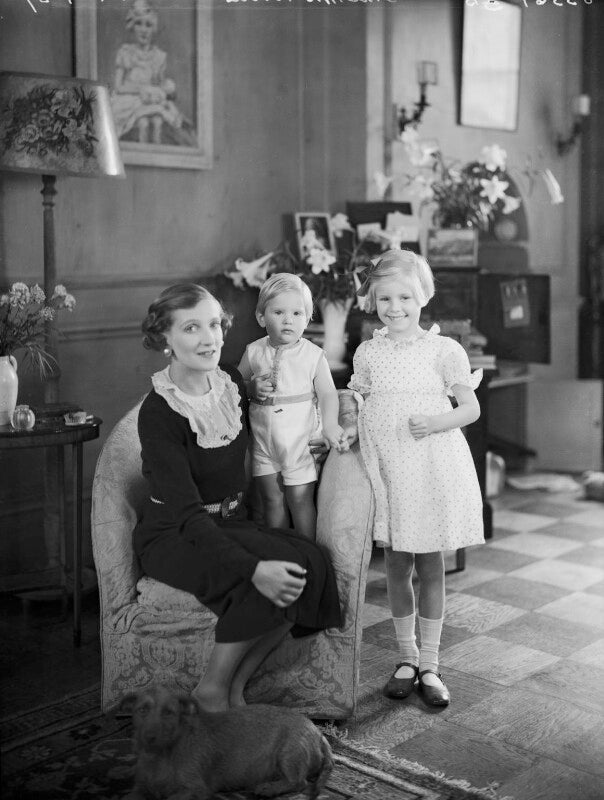 Lady vivian with her children npg x153213