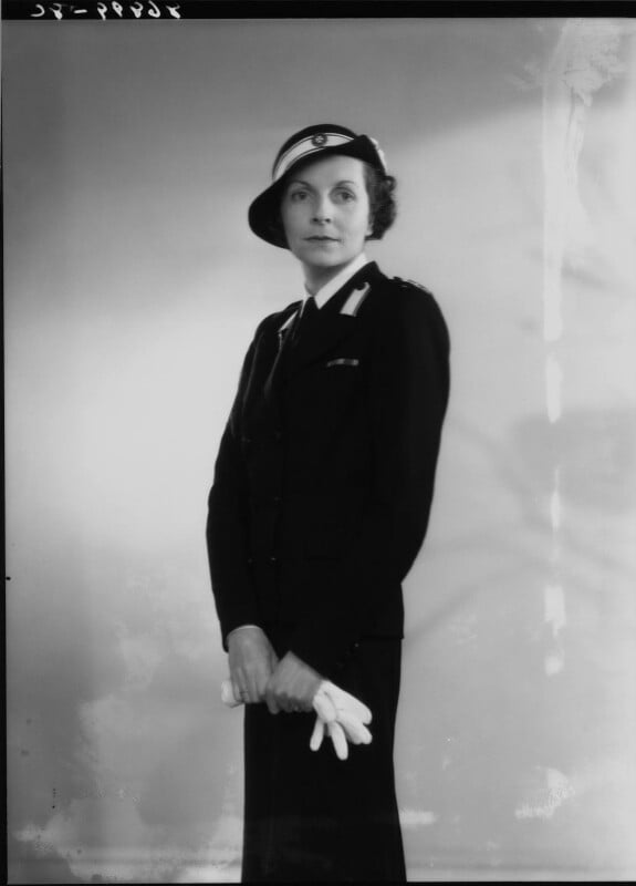 Edwina cynthia annette (née ashley), countess mountbatten of burma npg x19459