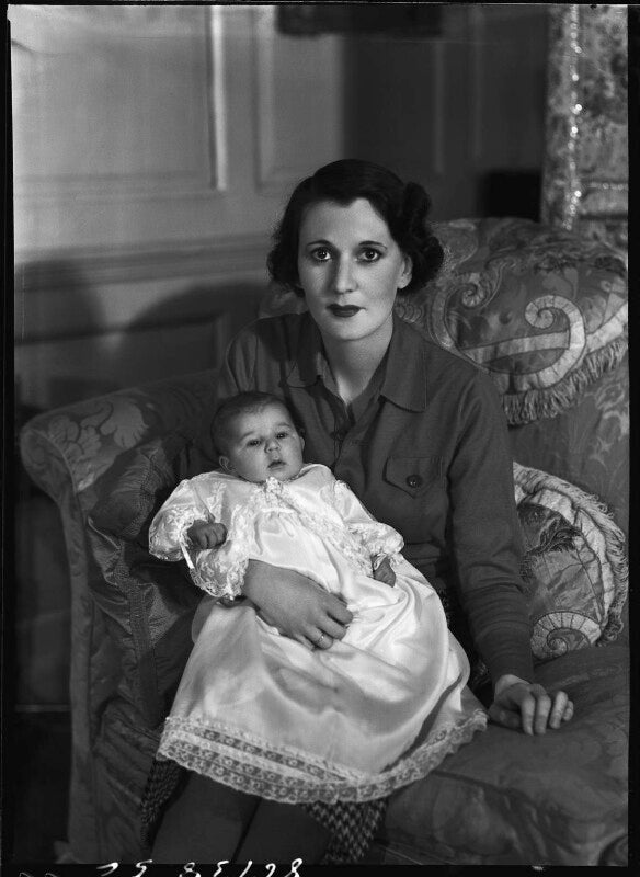 Priscilla crystal frances blundell coriat (née weigall, formerly viscountess curzon) with her daughter npg x157659