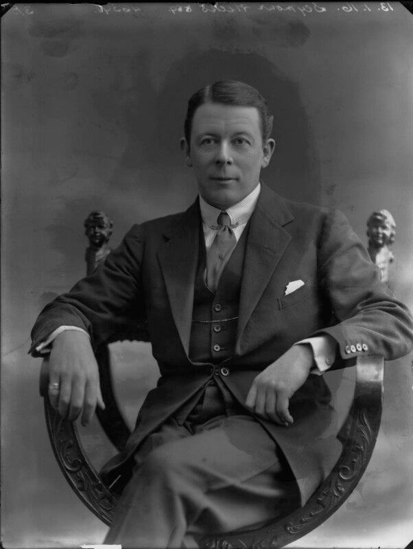 Sir (edward) seymour hicks npg x30222