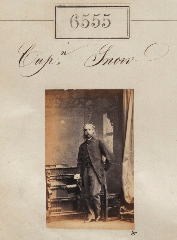 Captain snow npg ax56488