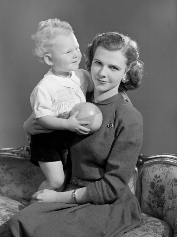 Hon. david whitney erskine russell; susan mary sheila remington hobbs (née winn) npg x72113