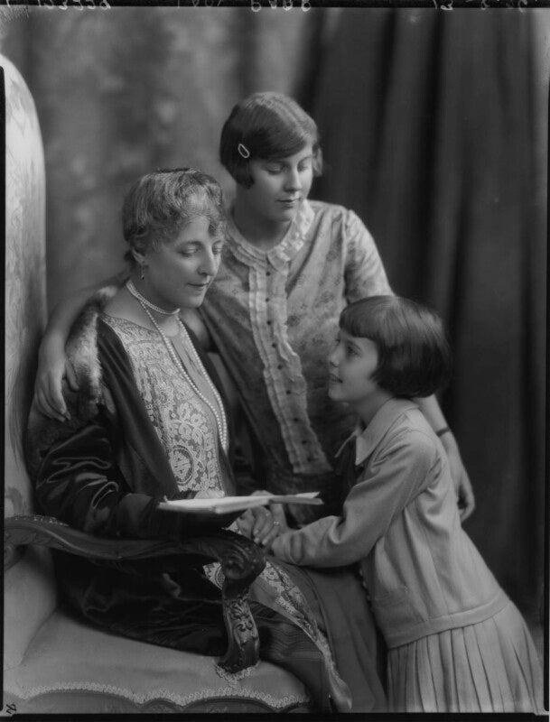 Ethel clara (née haszard), lady parr with her daughters, marie elizabeth betty seifert (née parr) and christine ethel hornby (née parr) npg x69142
