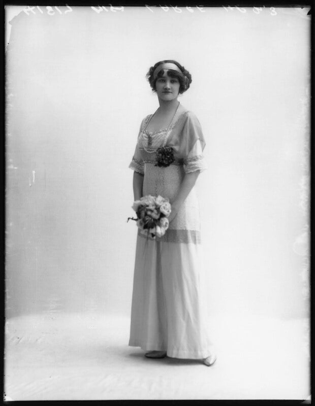 Freda large npg x102520