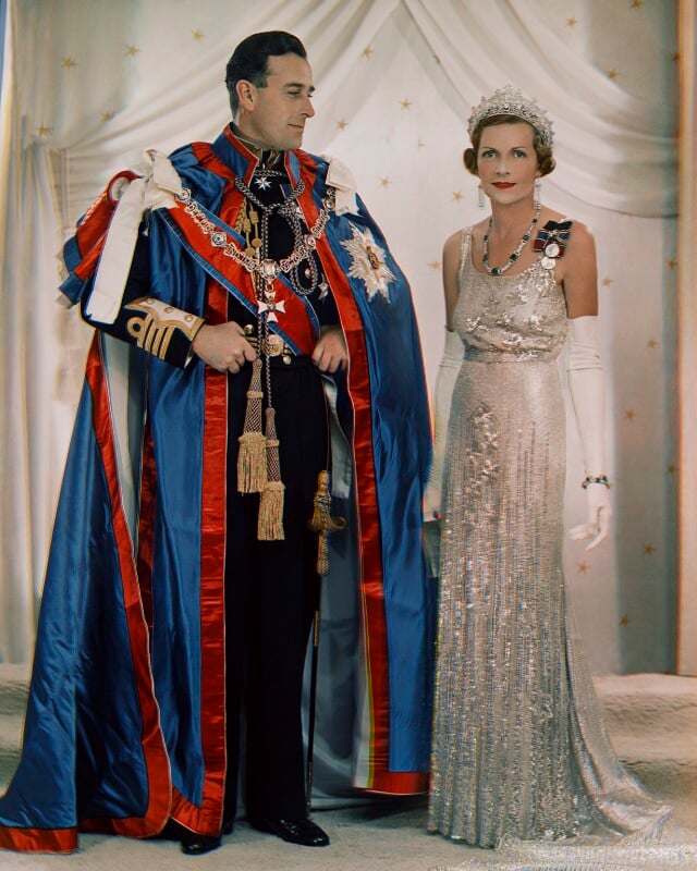 Louis mountbatten, earl mountbatten of burma; edwina cynthia annette (née ashley), countess mountbatten of burma npg x220212