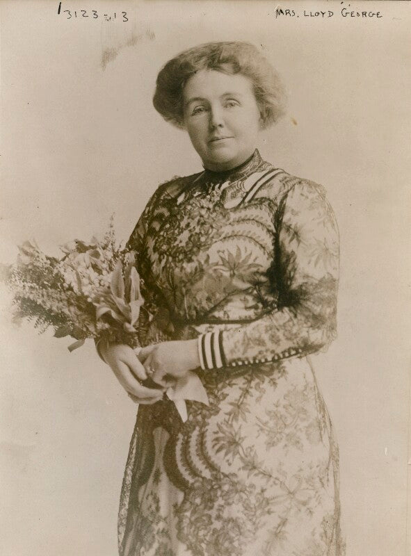 Dame margaret lloyd george (née owen) npg x194003