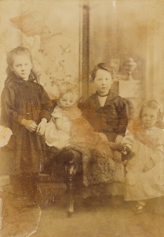 Violet foster (née myers); lettice margaret myers; kenneth myers; elsie myers npg ax68445