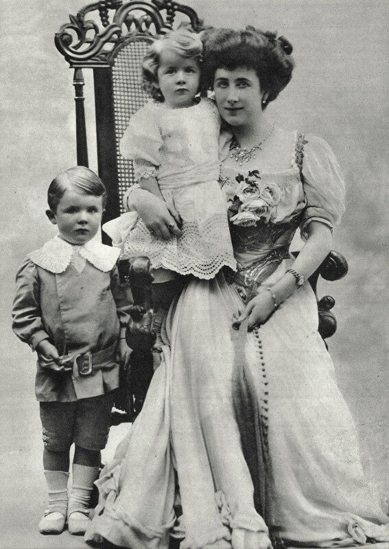 Reginald beaton; cecil beaton; etty beaton npg x126125