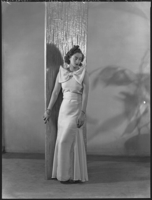 Lady isobel blunt mackenzie (later lady isobel linda) npg x37363