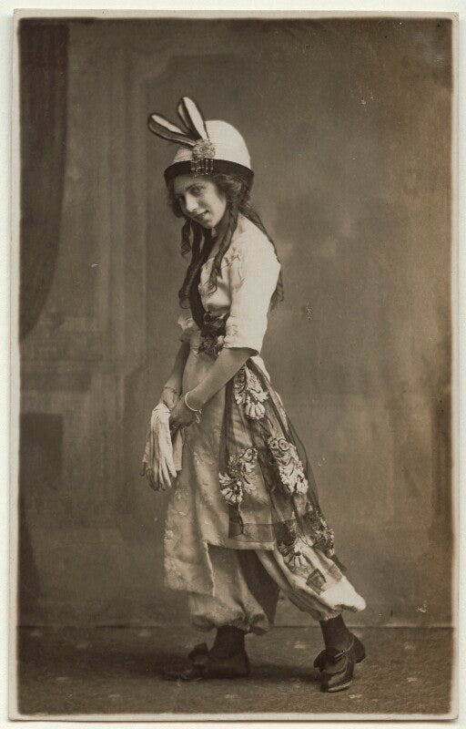 Unknown sitter npg ax160098