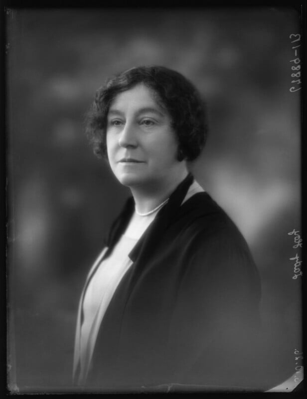 Gertrude mildred (née price), lady hoy npg x123731