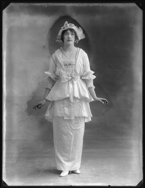 Laura cowie npg x102016