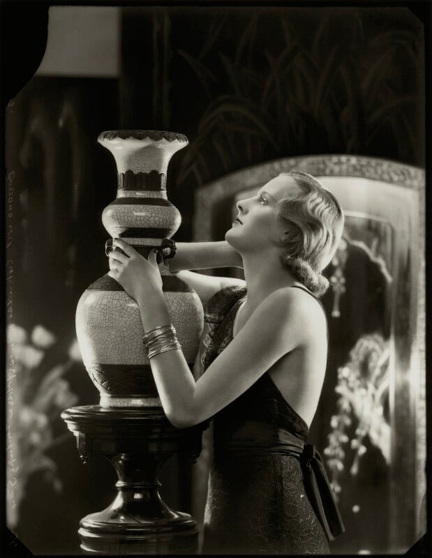 'calendar pictures' (miss l. phillips) npg x151054