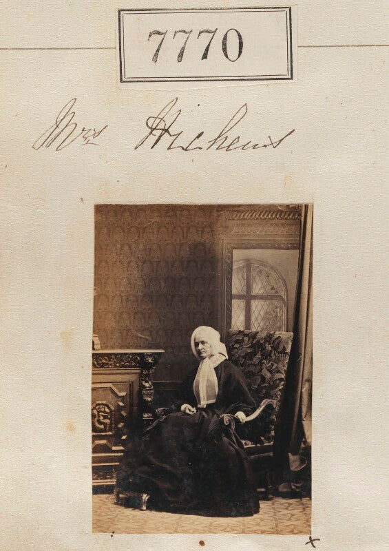 Mrs hicheux npg ax57609