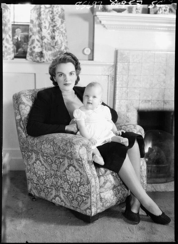 (anne) venetia charlotte lavender (née delevingne); hon. angela margo hamar delevingne (née greenwood) npg x156110