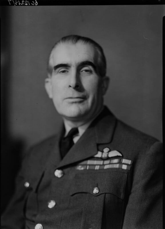 Sir christopher lloyd courtney npg x11062