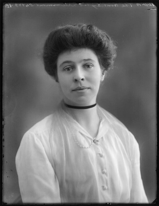 Hon. sybil frances drummond npg x122997