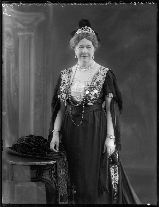 Ishbel maria (née marjoribanks), marchioness of aberdeen and temair npg x120155