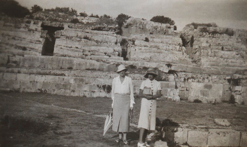 Clementine ogilvy spencer churchill (née hozier), baroness spencer churchill; comtesse phyllis de janzé (née boyd) npg ax183145