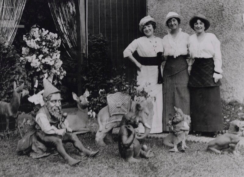 Marie lloyd; bella burge; marie courtenay npg x184140