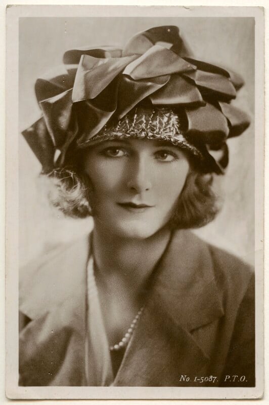 Heather thatcher npg ax160425