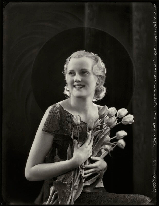 'calendar pictures' (miss l. phillips) npg x151050