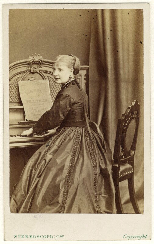 Nelly moore npg ax25066