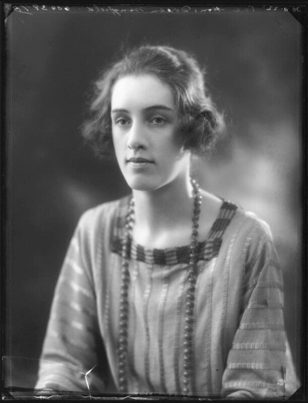 Hon. doreen julia wright (née wingfield) npg x122091