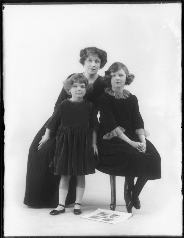 Elisabeth forbes (née vesey); hon. dorothy vesey (née strachen); anne (née vesey), lady gordon npg x120189