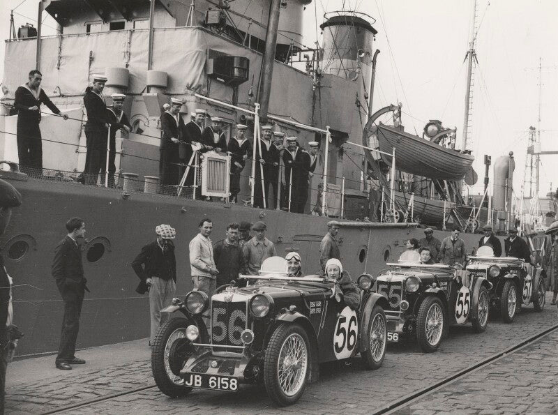 'george eyston's dancing daughters' (evelin ('eva') gordon simpson (née brewer); joan margaret richmond; doreen barbara mignonette boyer (née evans); possibly barbara katherine bolster (née skinner)) npg x198541
