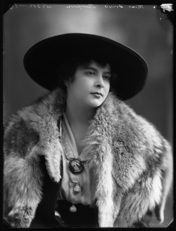 Trixie thompson npg x124181