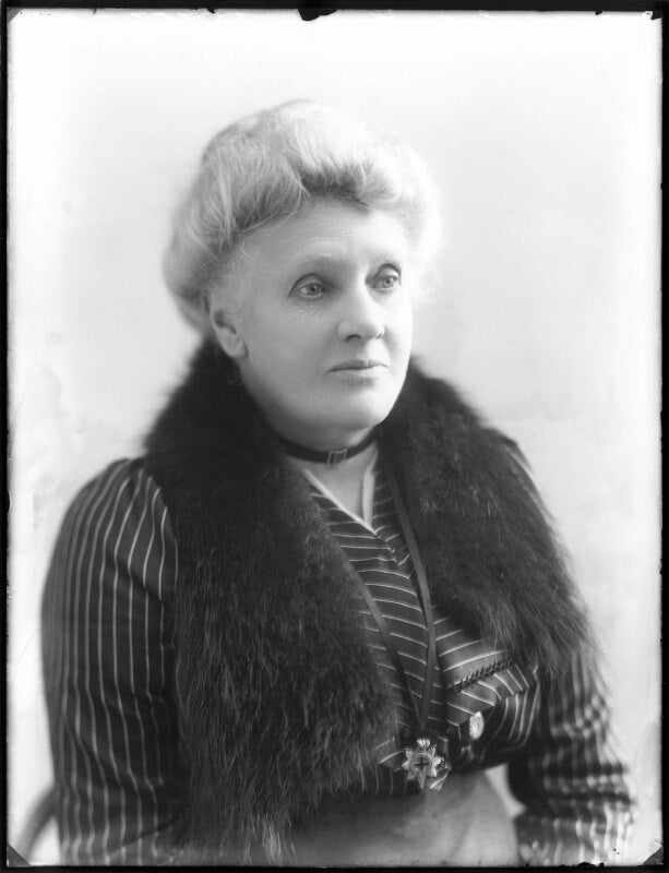 Marion (née hubbard), lady loder npg x120321