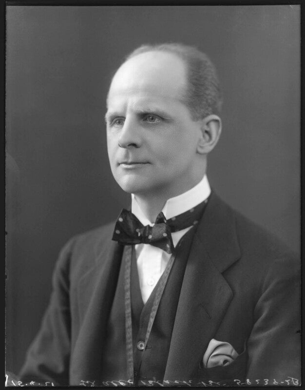 Sir alec black, 1st bt npg x120933