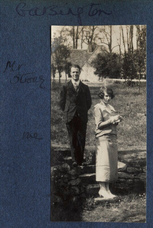 Leonard alfred george strong; julian vinogradoff (née morrell) npg ax141647