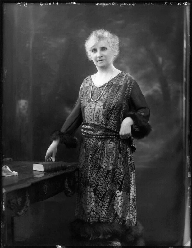 Margaret annie (née elliot), lady seager npg x122458