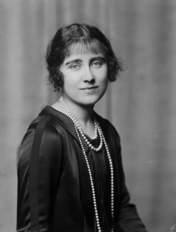 Queen elizabeth, the queen mother npg x29151