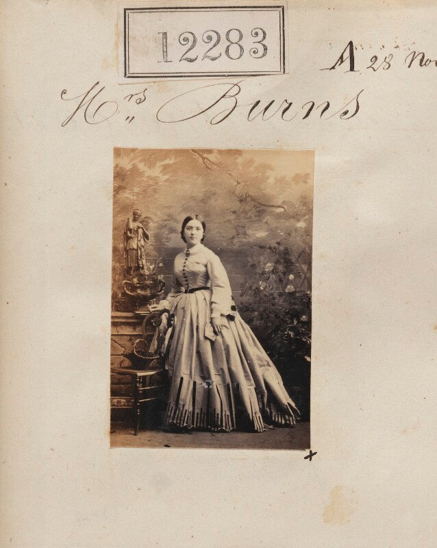 Mrs burns npg ax61943