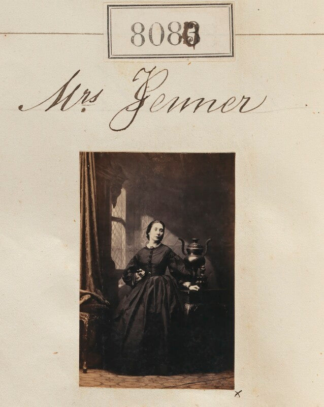 Mrs jeuner npg ax57917
