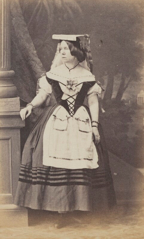 Mrs mundy npg ax196825