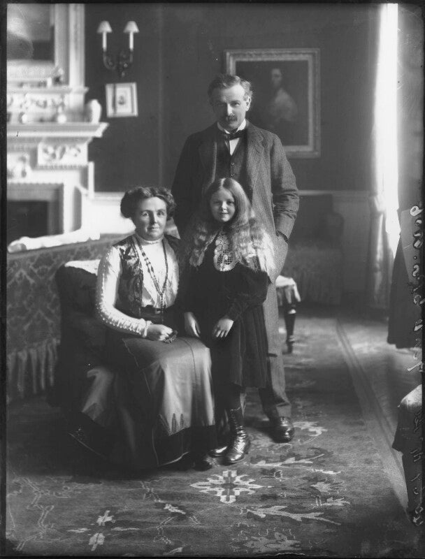Dame margaret lloyd george (née owen); lady megan arfon lloyd george; david lloyd george npg x81054