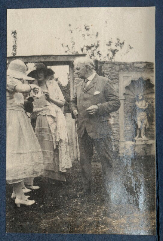 Julian vinogradoff (née morrell); virginia woolf; jerome klapka jerome npg ax141438