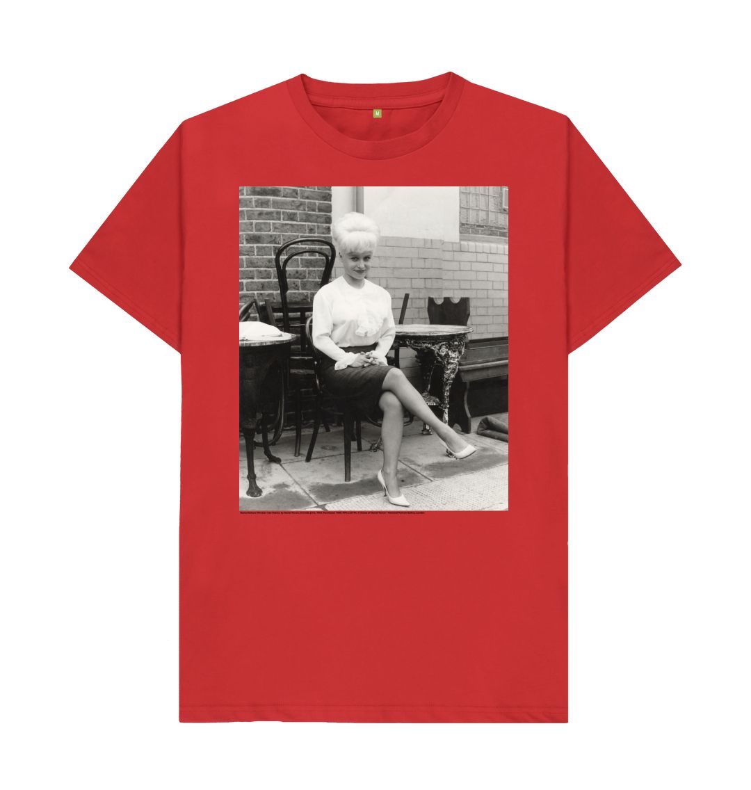 Red dame barbara windsor unisex t shirt