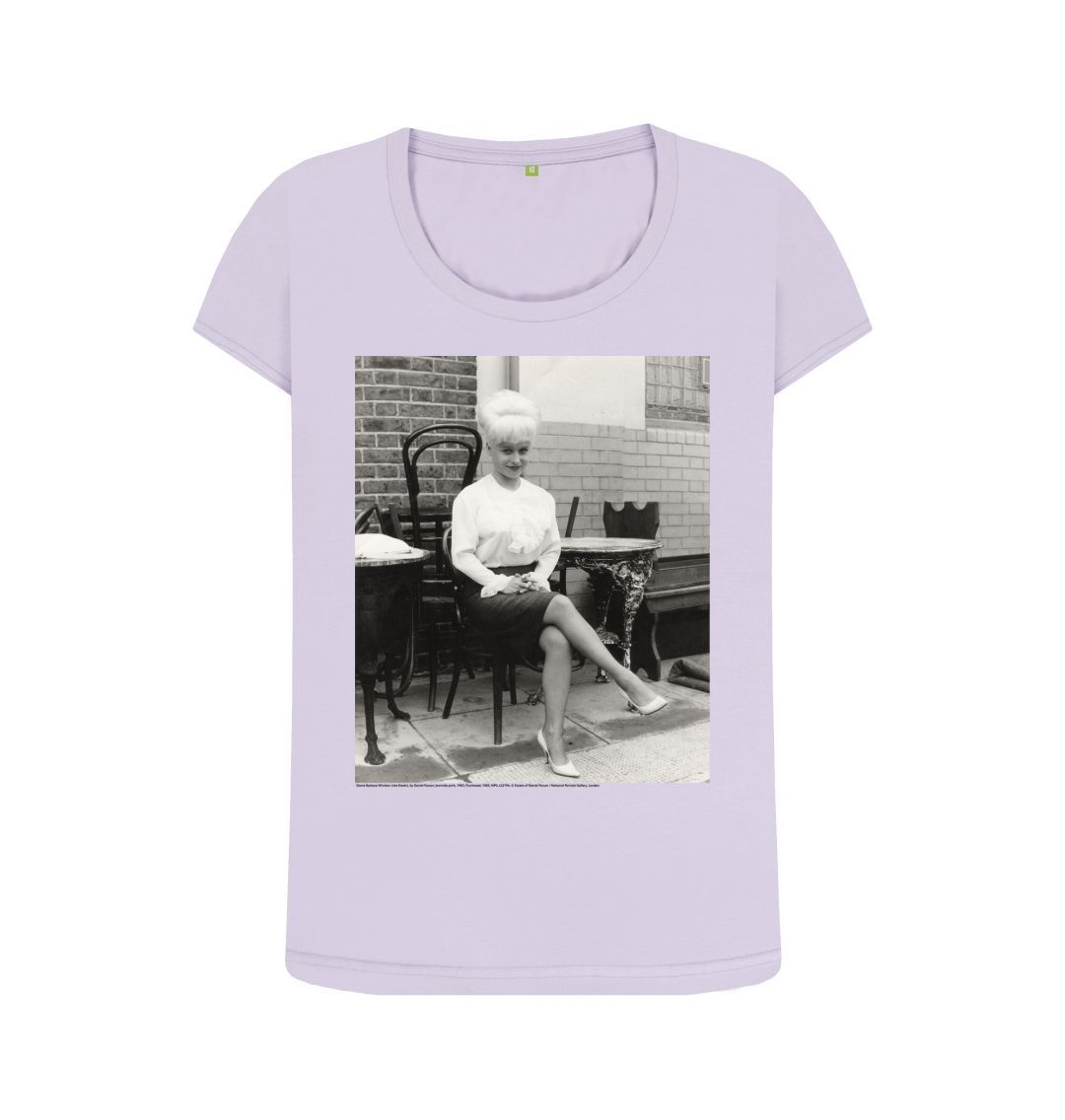 Violet dame barbara windsor women's scoop neck t shirt